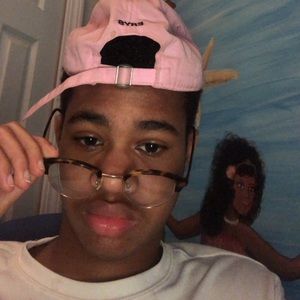 Meet your Posher, Niles